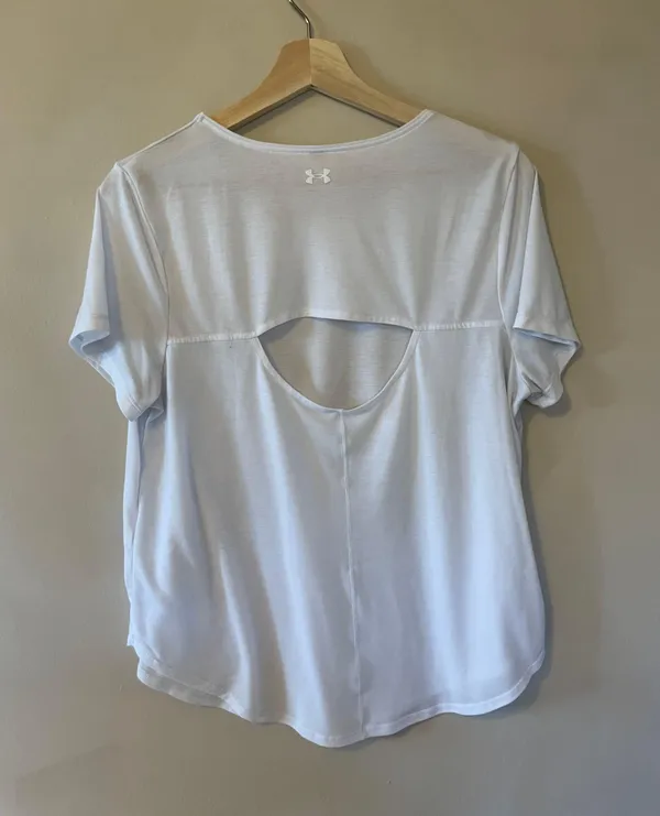 Under Armour Keyhole Back TShirt - Image 2