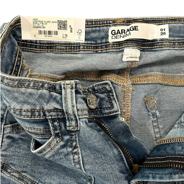 Garage Denim Shelly Blue Low Rise Flare Jeans Light Wash Retro Y2K - Image 5