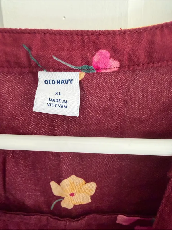 Old‎ Navy XL Burgundy Floral Flutter Sleeve 100% Cotton Boho Blouse Top - Image 2