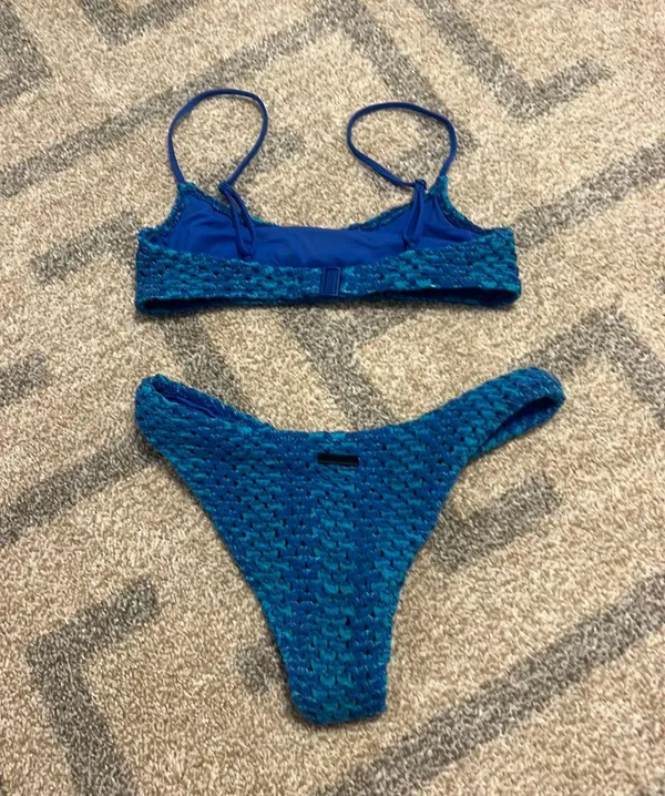 Triangl Bikini Set Swimsuit: knitted blue xxs bottoms and top - Image 2