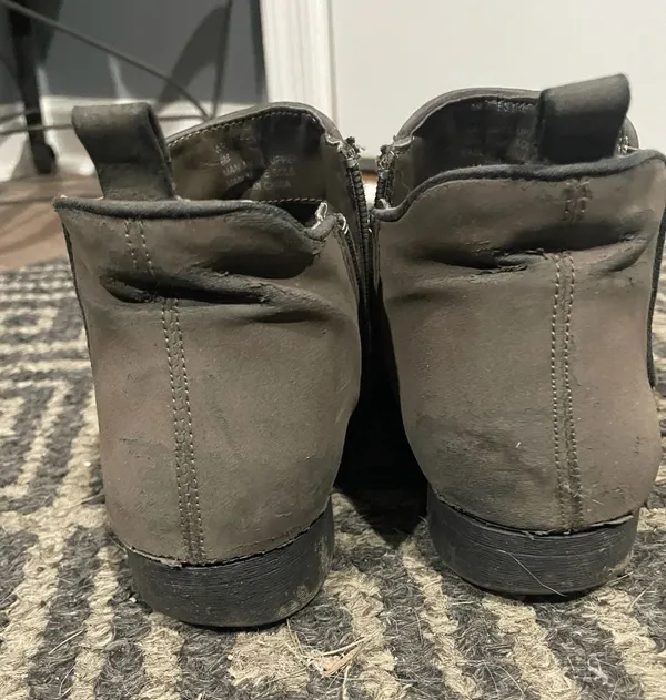 Gray Chelsea Ankle Boots with Side Zipper Size 6 - Image 3