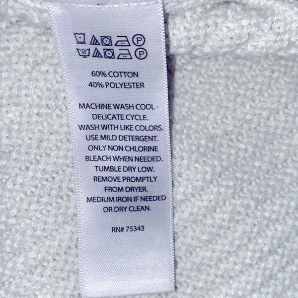 Akini knit sweater size medium - Image 5