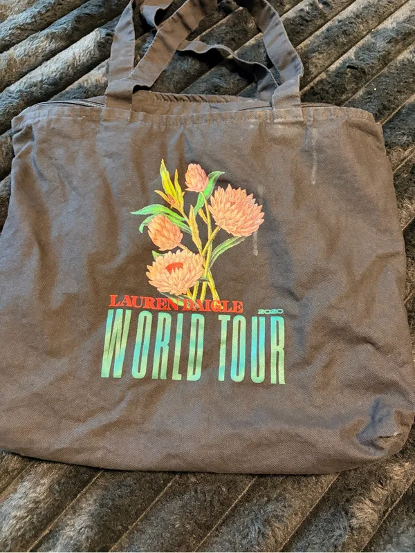 Lauren Daigle World Tour Bag Black - Image 2