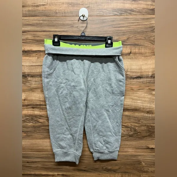 Nike medium cropped pants‎ - Image 3