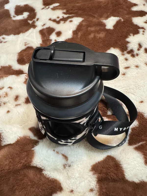 Small Hydrojug with cow print sleeve Multiple - Image 3