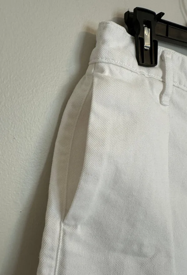 EXPRESS New! White  Shorts Size XS - Image 5