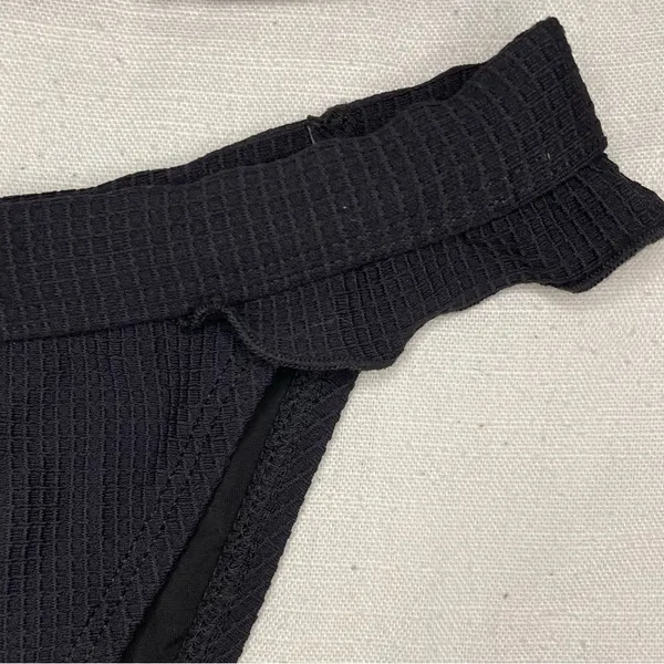 Ris-k Prowl Top & Horizon Bottom Ruffle Bikini, Black, Size S, NWOT - Image 7