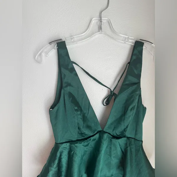 NWT Lulus Tiers of Joy Emerald Green Satin Tie- Back Tiered Mini Dress - Image 5