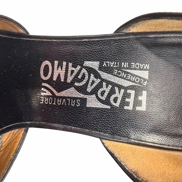 Salvatore Ferragamo Black Leather Pumps Heels Sandals Shoes 9.5 - Image 8