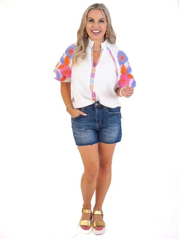 THML Floral Embroidered Puff Sleeves Ruffle Neck Texture Popover Top Size Small - Image 8