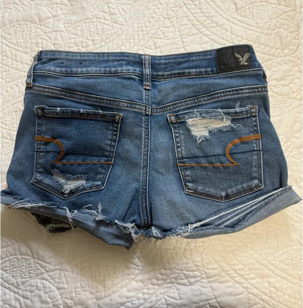 American Eagle Jean Shorts - Image 3