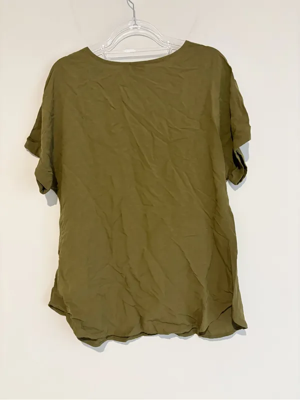 Gap maternity linen pocket top green size small - Image 2