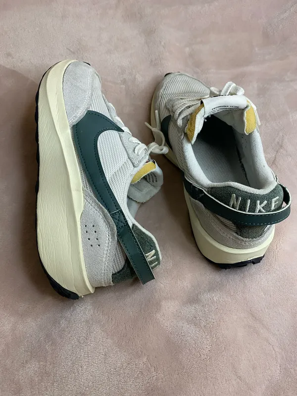 Nike Waffle Debut Vintage 'White Vintage Green' Sneakers Shoes Size 8 - Image 3