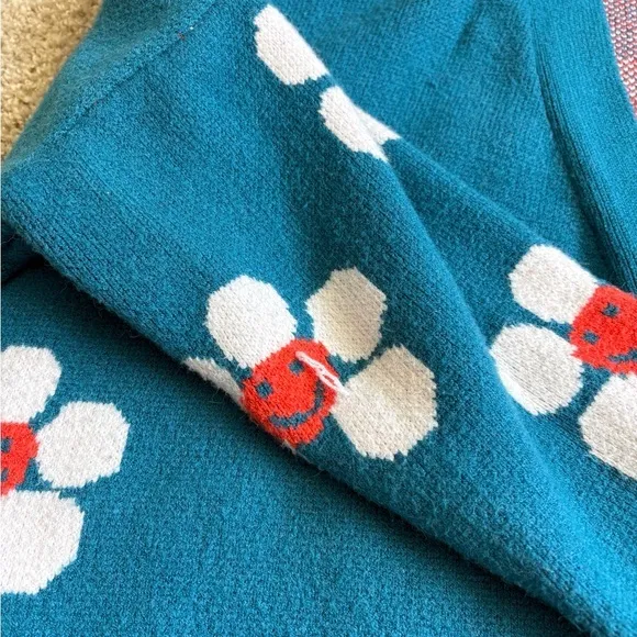 Cute Blue Knit Cardigan with Daisy Smile Flowers Kawaii‎ Y2K Cozy Top size S - Image 4