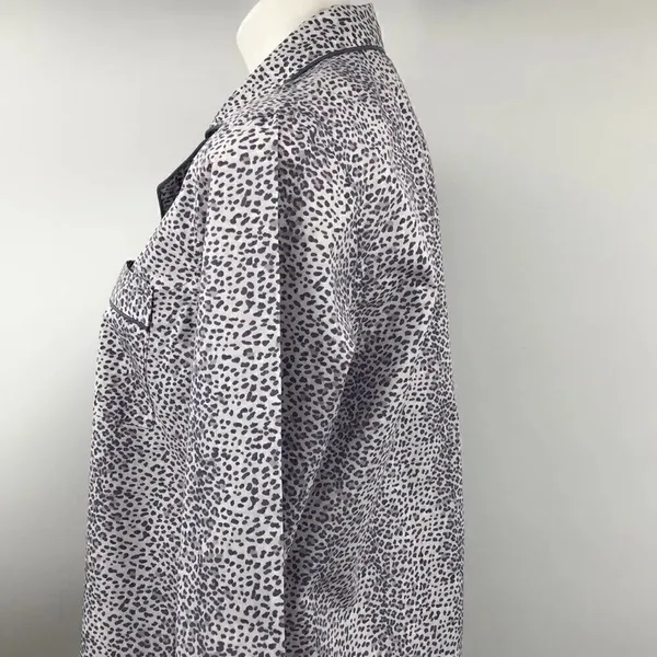 Victoria’s Secret XS long sleeve button pajama top - Image 5