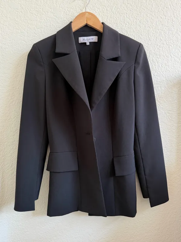 Elliatt Revolve Classic Black Blazer Jacket Coat Size Small S - Image 2