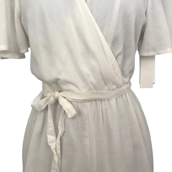 NWT ROW A White Belted Romper Size Medium Summer Romper - Image 2