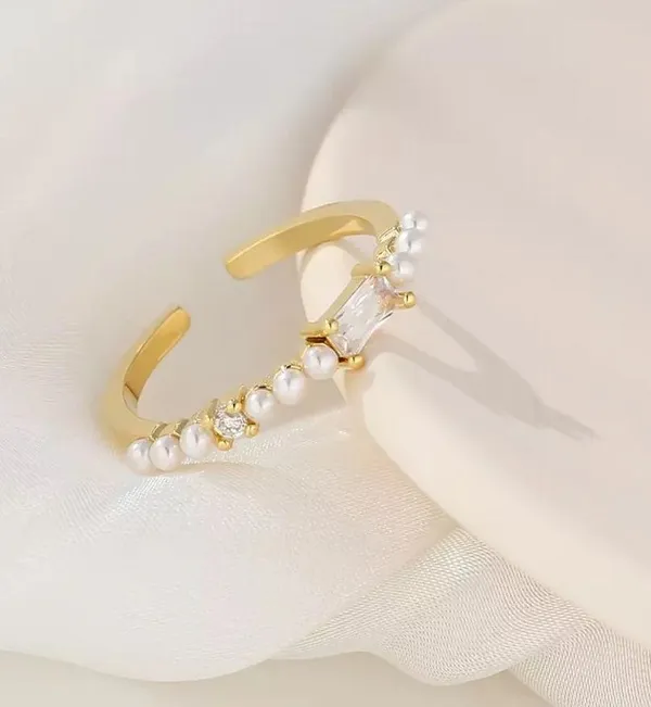 Korean Vintage Pearl Gold Copper Ring - Image 2