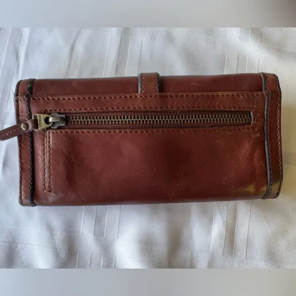 Vintage Fossil Cognac Leather Shoulder Bag. With Matching wallet. - Image 7