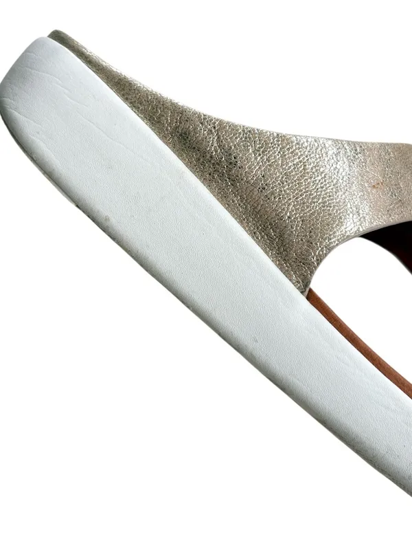 FitFlop Leather Sandals Gold Size 8 - Image 6