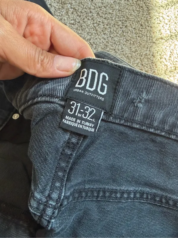 BDG Washed Black Denim Jeans - Image 6