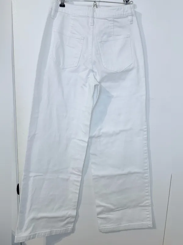 ON 34th White Wide Leg Jeans – Size 4 – Full Length Denim Pants - Image 9