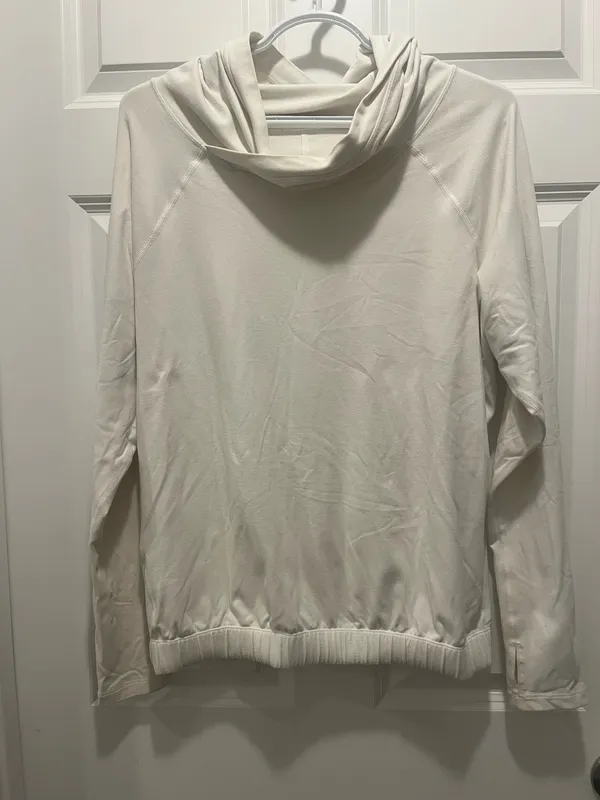 Lululemon Pullover Hoodie - Image 3