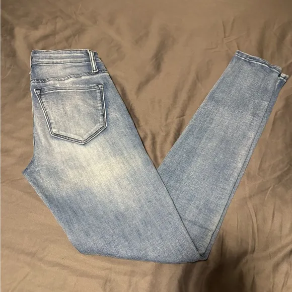 KanCan Blue Skinny Jeans with Vintage Wash - Image 2