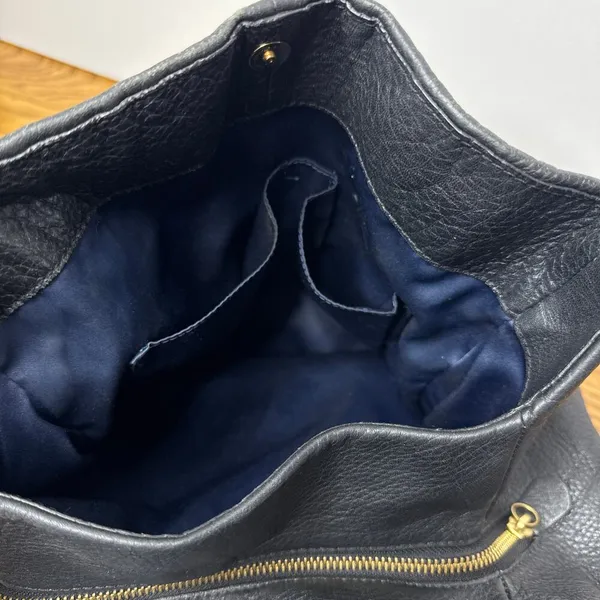 Madison Phoebe Shoulder Bag Black Grained Leather 3 Compartments 26224 - Image 15