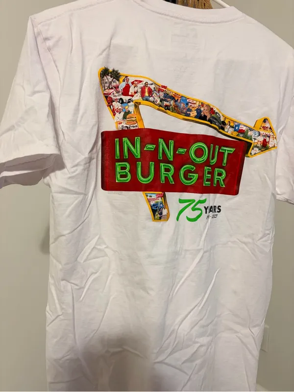 In n out White Short Sleeve Logo Tee Size L - Image 4
