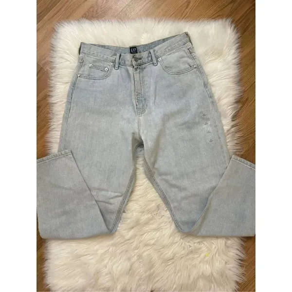 Gap Light Wash Relaxed Fit Tapered Leg Jeans 31/ 10 NEW - Image 2