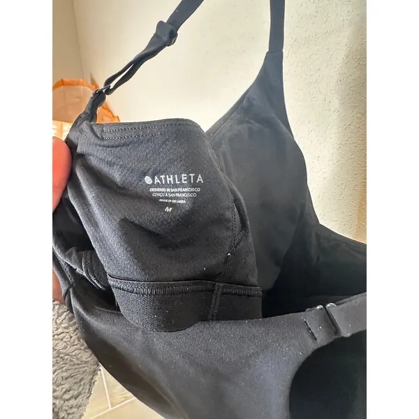 Athleta Black V-Neck‎ Adjustable Strap Seamless Crop Bra Top Size M - Image 3