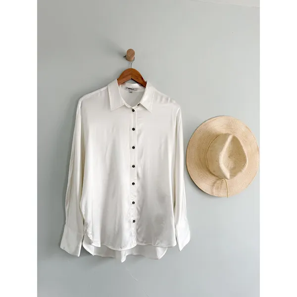 Madewell | NWOT Satin Dolman Button-Up Shirt Winter‎ White | Sz M - Image 2