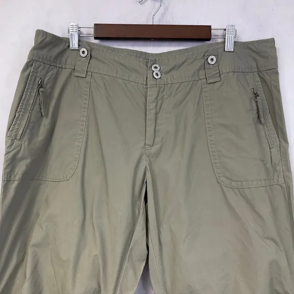 Y2K Gap Cargo Capris Women 16‎ Green Utility Cropped Gorpcore Indie Granola Girl - Image 3