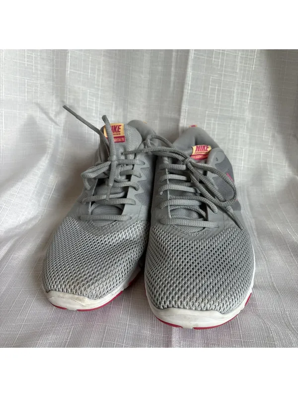 Nike Flex Essential TR Womens Size 10 Grey Pink Training Shoes 924344-008 - Image 3