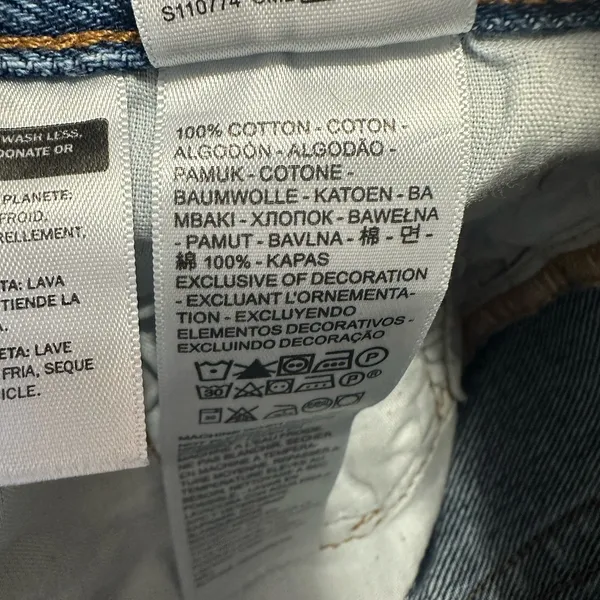 Levis 501 Jeans Womens 26x30 Premium Denim High Rise Button Fly Blue Medium Wash - Image 7