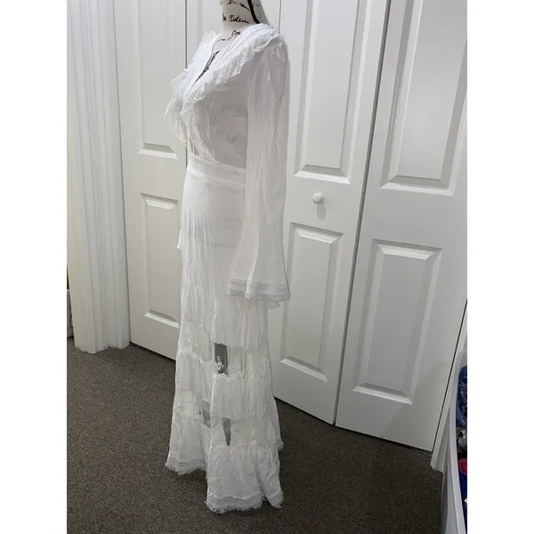 Muy Muy Fancy Cottage Core Lace Embroidered Bell Sleeves White Maxi Dress Sz Sm - Image 4