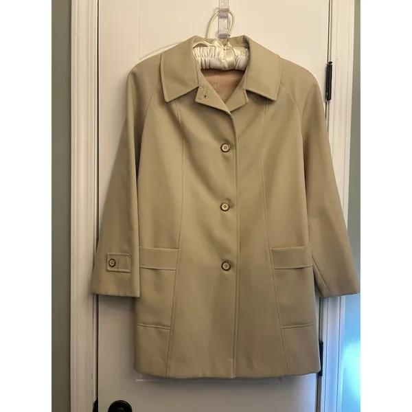 Vintage Beige Button Front Car Coat Women’s Classic Tailored Jacket With Pockets - Image 15