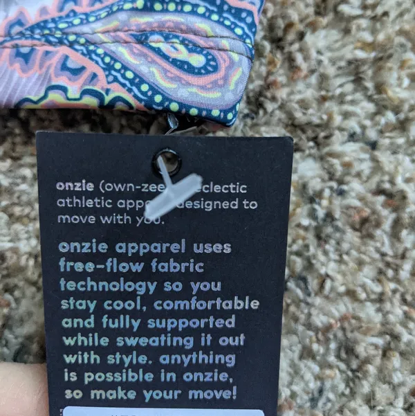{Onzie} Brand New Chic Sports Bra - Image 5
