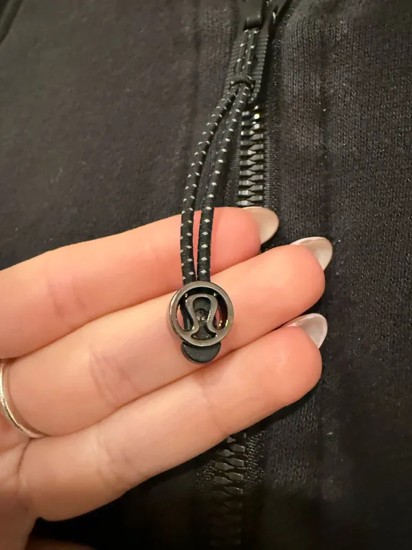 Lululemon Black Cropped Scuba Hoodie Half-Zip - Image 4