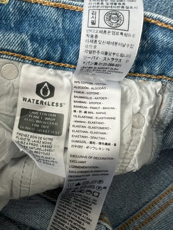 Levi’s Ribcage Straight Ankle Jeans 25 - Image 8