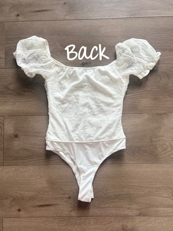 Lulus Angelic Look White Lace Ruched Puff Sleeve Bodysuit - Image 4