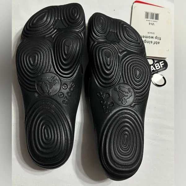 Crocs Women’s Black Moulded Flip Flops‎ Size w4 Comfort - Image 8