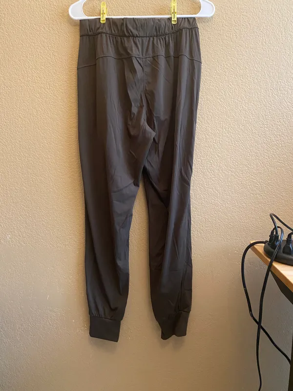 Amazon Women's Jogger Pants Size M - Image 7