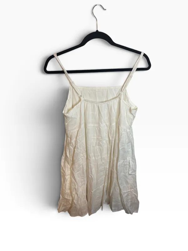 NWT Old Navy Textured White Cotton Tiered Swing Dress - Image 4