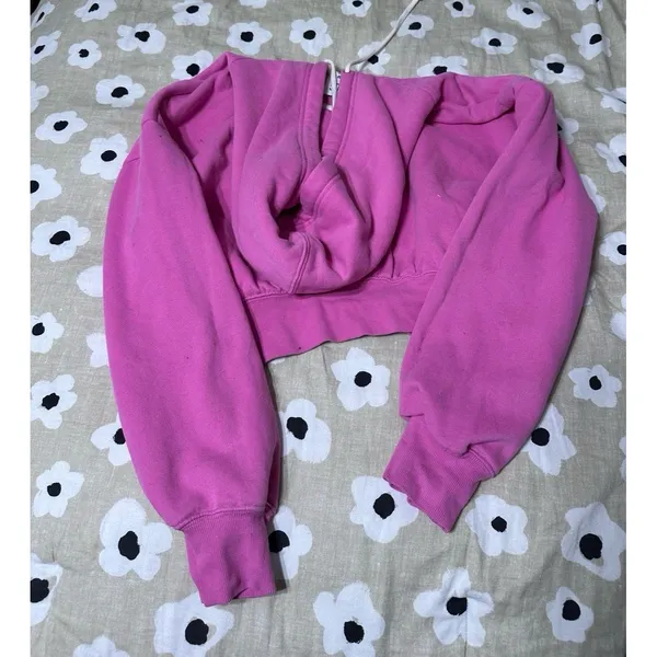 BDG pink cropped sweater - Image 5