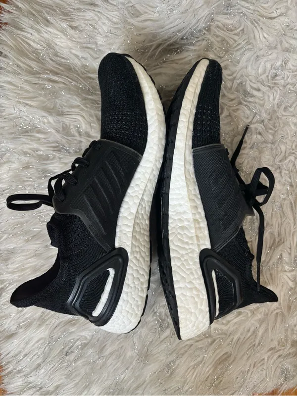 Adidas Ultraboost Black/White Women’s Knit Running Sneakers Size US 8.5 UK7 - Image 3