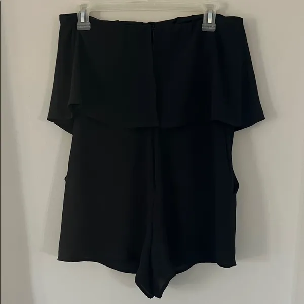 She + Sky Elegant Black Romper - Image 3