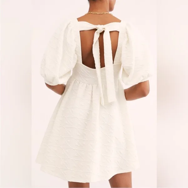Free people violet puff sleeve tie back mini‎ dress white sz S - Image 4