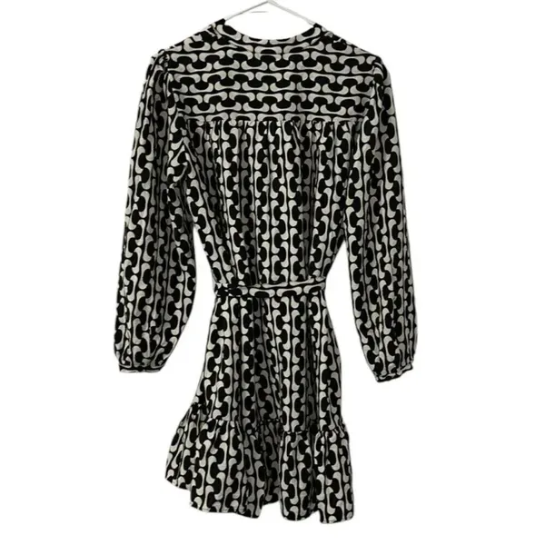 Zara Black & White Printed Mini Oversized Dress(Size Small) - Image 3